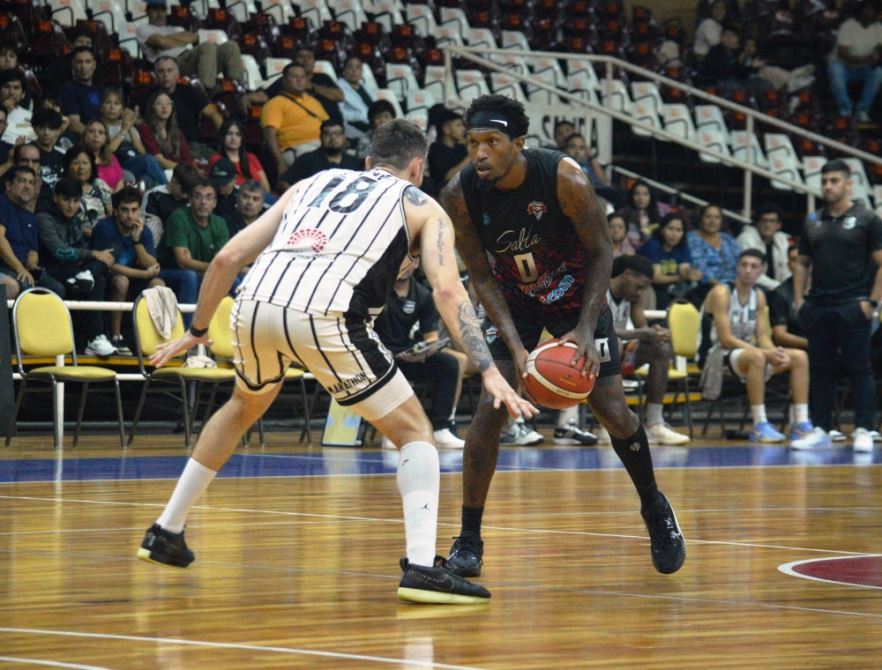 Salta Basket con autoridad se llevó el primero