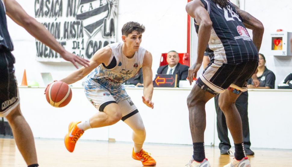 Salta Basket golpeó primero en Tucumán