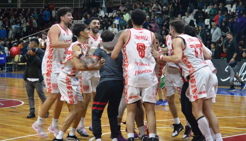San Isidro ganó en Salta y avanzó a cuartos de final