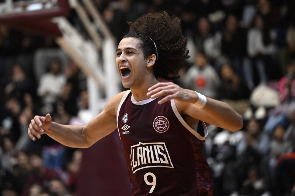 Merchant abrió la puerta del ascenso